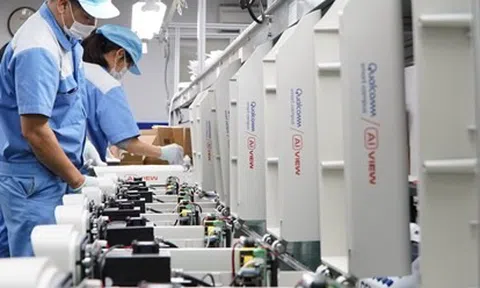 Hướng tới phát triển và làm chủ công nghệ cao