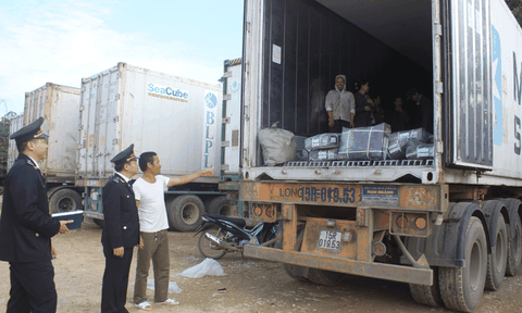 Thúc đẩy giao thương hàng hóa qua biên giới theo hướng thông suốt, an toàn